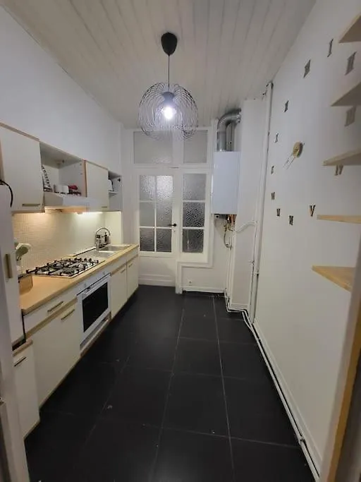 Appartement Style Haussmannien 1 Bedroom Brussels 0*,