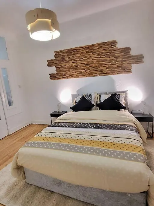 Appartement Style Haussmannien 1 Bedroom Brussels Belgium